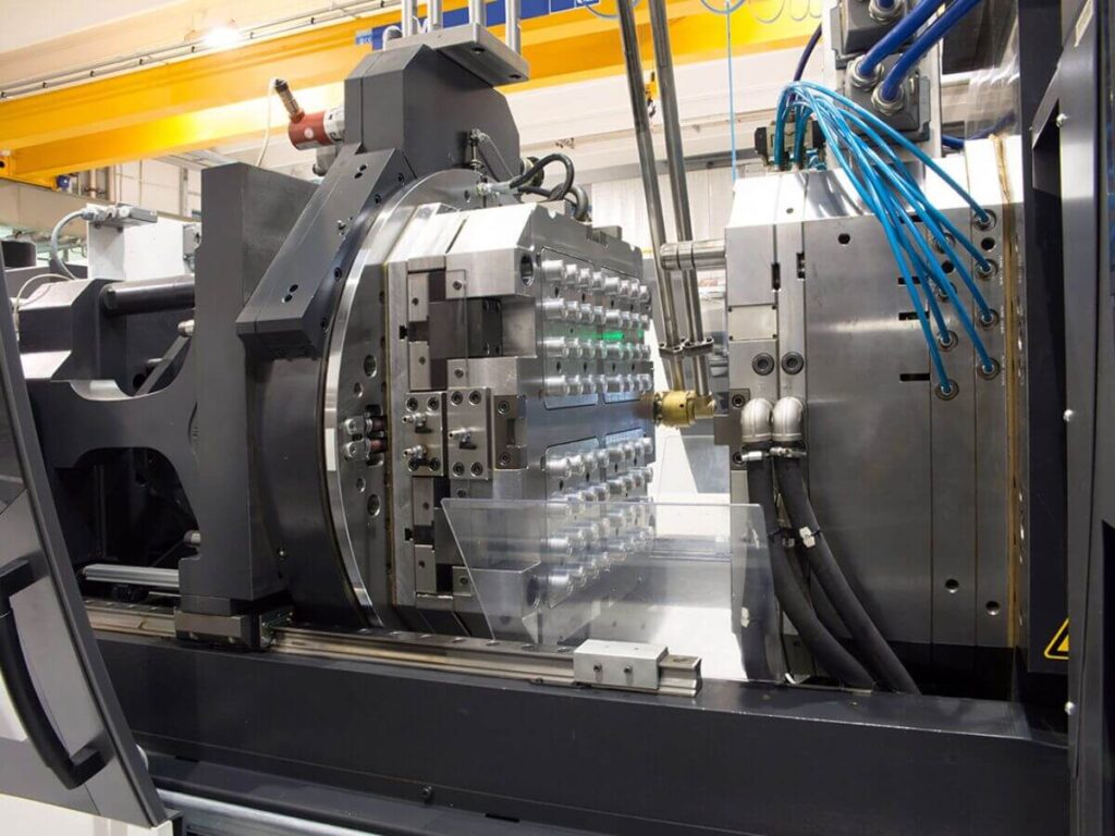 How Automotive Plastic Injection Molding Works 6