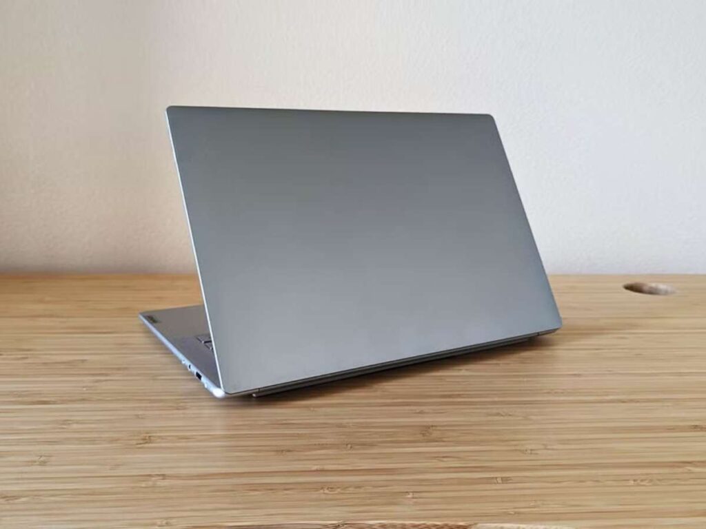 Anodizing Aluminum Housings: The Power of Sandblasting 7