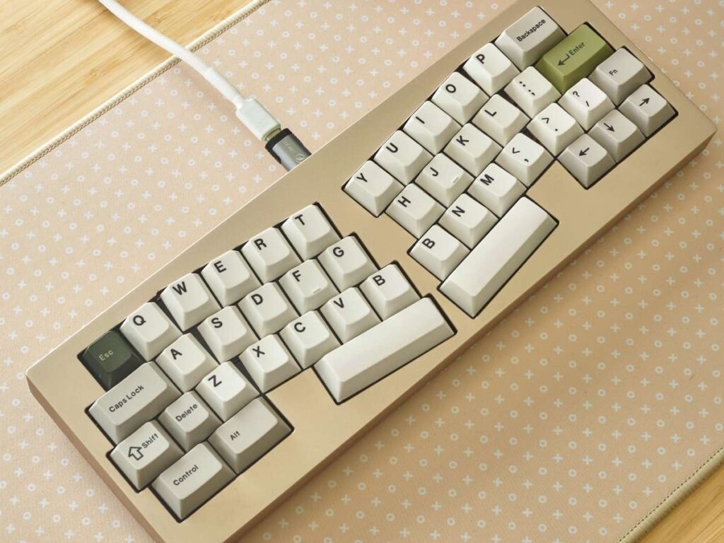 キーボード owlab chalice 40 silver Keyboard Chalice 40% Alice Keyboard Kit Review | Machmaster