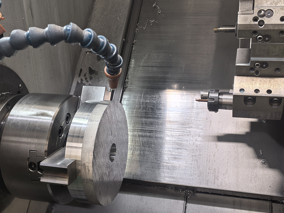 Lath Machining What Is CNC Lathe Machining? | Machmaster