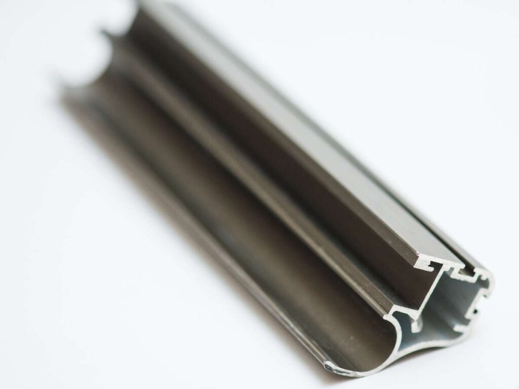 Anodized vs Non Anodized: A Comparison Guide 1