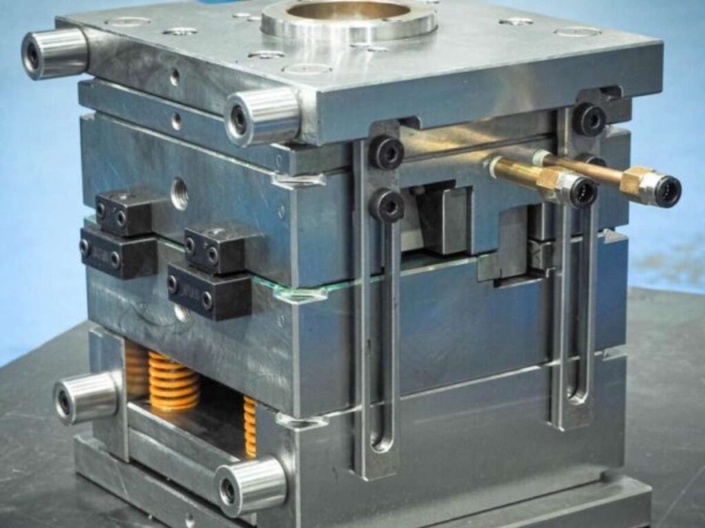 A Quick Guide to Prototype Plastic Injection Molding 3