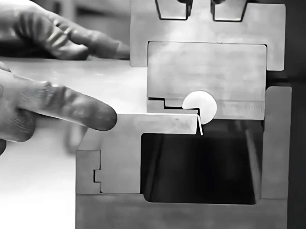 10 Different Types of Sheet Metal Bending 5 10 Different Types of Sheet Metal Bending 5