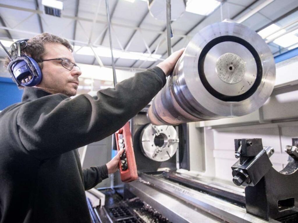 What Is CNC Turning? 3